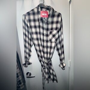 Ingrid & Isabel Maternity Blouse